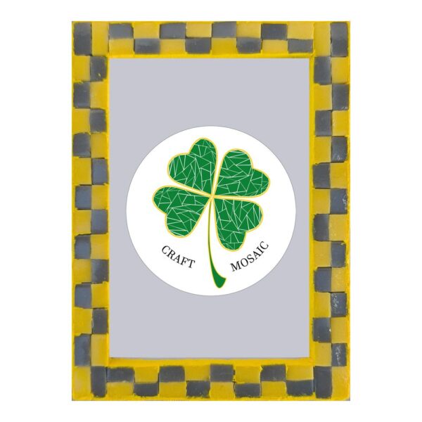 Marco para Fotos en Mosaico “Precaución”